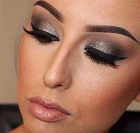 A Roundup Of Gorgeous Urban Decay Naked Smoky Looks Pampadour Eye Makeup Naked Smoky