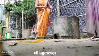 Outdoor Fuck Village Wife In Day Official Video By Localsex31 Xxx Mobile Porno Videos