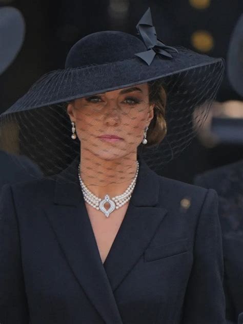 Kate Pays Touching Tribute To The Queen Philip Wearing Monarchs