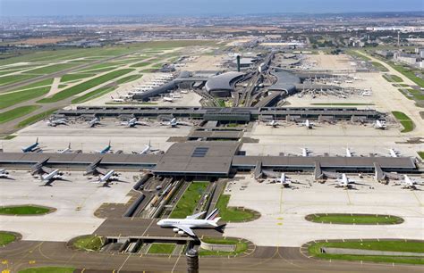 Paris Charles De Gaulle Airport Is A 4 Star Airport Skytrax