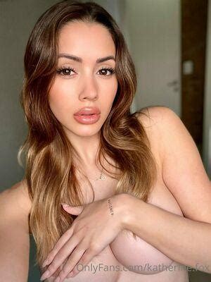 Katherine Fox Nude Voyeurcrush