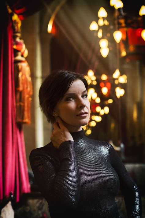 The Present's Jacqueline McKenzie on Running Around the Theater in Her