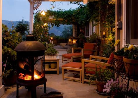 Porch And Fire Pit Decor Ideas For Cozy Nights In 2024