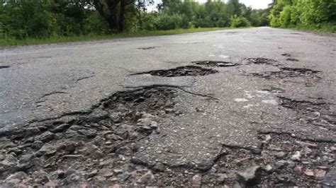 Jalan Rusak Tak Kunjung Diperbaiki Warga Bandung Barat Ancam Golput Pemilu