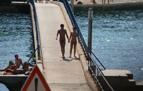 Sunlight Warmth Porn Pic