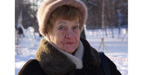 Мамят българки в интернет с романтика