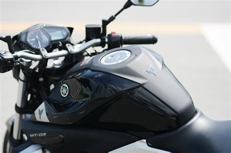 Cận cảnh naked bike Yamaha MT có giá triệu Đồng