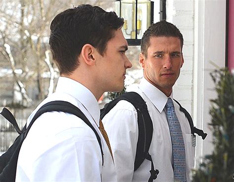 Case des hommes Porno gay et comédie musicale pour démythifier les pieux Mormons