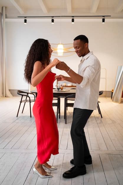 Premium Photo Amateur Couple Dancing Salsa Together