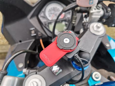 Test : Quadlock - Votre smartphone restera bien accroché ! | LCDG