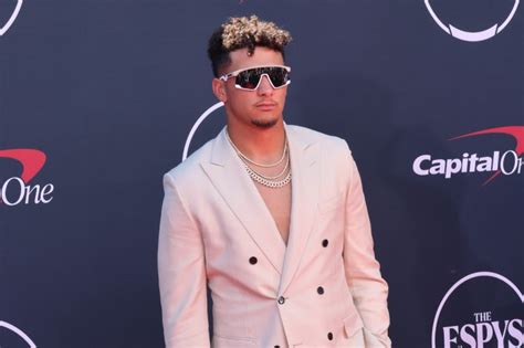 Patrick Mahomes Speaks Out About 'Dad Bod' Following Viral Jokes