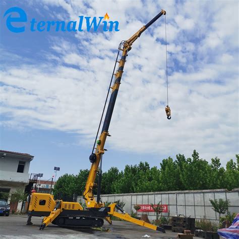 3 Ton Telescopic Spider Crane Mini Remote Control Crawler Crane Ce