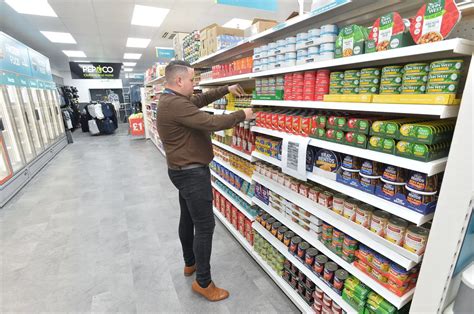 Poundland Opens New Store In Market Harborough Leicestershire Live