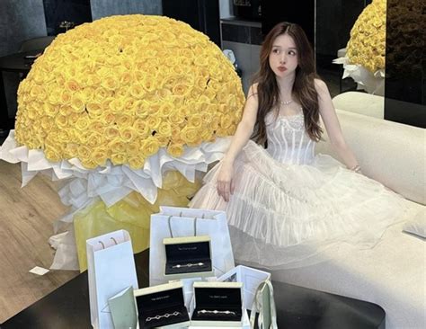 Hot girl Linh Đan Vì yêu mà đến khoe căn nhà thứ tiết lộ được người yêu cho tiền xây