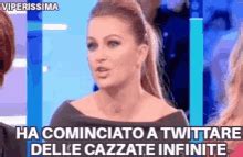 The Popular Nude Boobs GIFs Everyone S Sharing