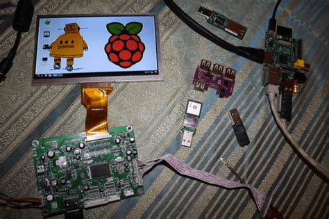 A DIY Raspberry Pi Netbook • Pi Supply