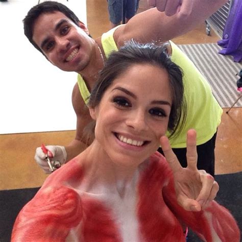 Michelle Lewin Una Statua In Bikini Foto Sportmediaset