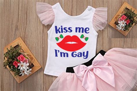 Kiss Me I M Gay Svg Graphic By Fabrica Svg Store Creative Fabrica