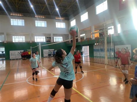 Fotogaler A La Fiesta Del Voleibol En Hu Rcal Overa En Fotos La Voz