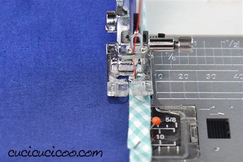 How To Sew Bias Tape On Curves Or Straight Edges Cucicucicoo Cucito Nozioni Di Base Su Come