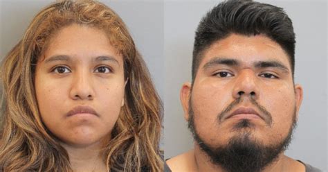 Una madre latina y su novio son acusados de asesinato tras la muerte de su hija de años