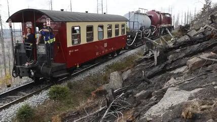 Waldbrand Am Brocken Im Harz Feuer Dank Regen Unter Kontrolle