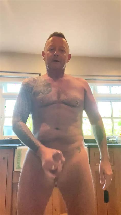 Croydonchris Celebrates Gay Amateur Amateur Porn Feat Chris Morgan Xhamster