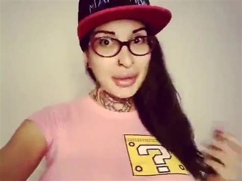 Big Tits Babe Xhamster