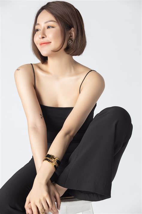 Sau Scandal L Clip Nh Y C M Hot Girl Tr M Anh L N U Tung Ra B Nh Tr Ng Th Nh V G I C M