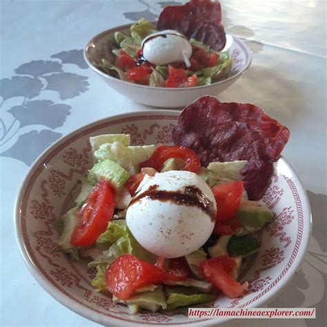 Salade romaine burratina et chips de grisons La Machine à Explorer