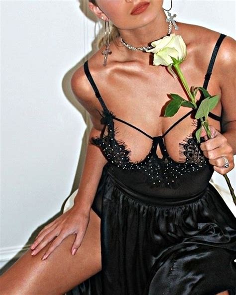 Carrington Durham Nude Sexy Photos Scandal Planet