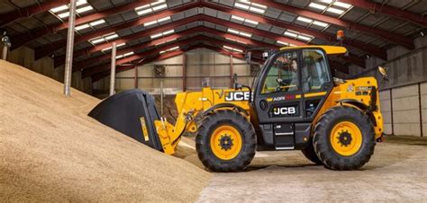 Lamma Debut For New Loadall Telehandlers News From Aa Farmer