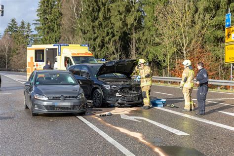 A73 Kreuzung Zwei Verletzte nach Zusammenstoß Suhl Zella Mehlis