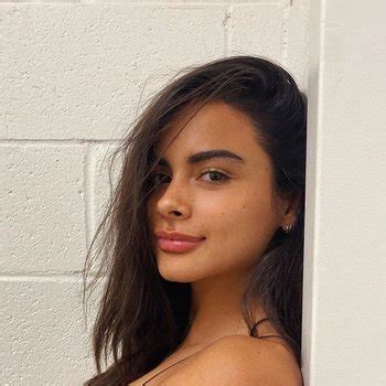 Sophia Miacova Babe Page Watch This Centerfold On FreeOnes