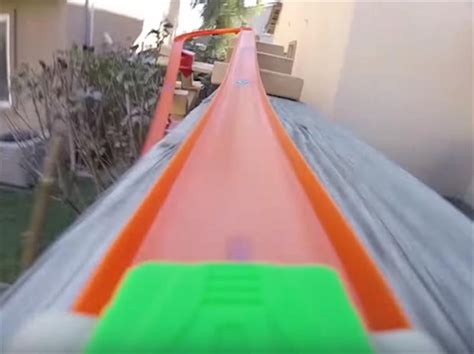 Esta Gigantesca Pista De Hot Wheels Es El Sue O De Ni Os Y Adultos
