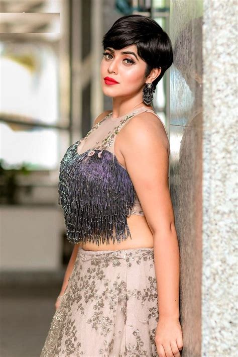 6 Hot Sexy Shamna Kasim Bikini Pics