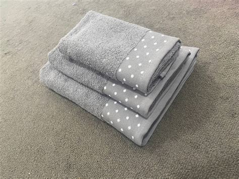 Полотенце махр 70х130 п400 Горох серый - купить в интернет-магазине Novex