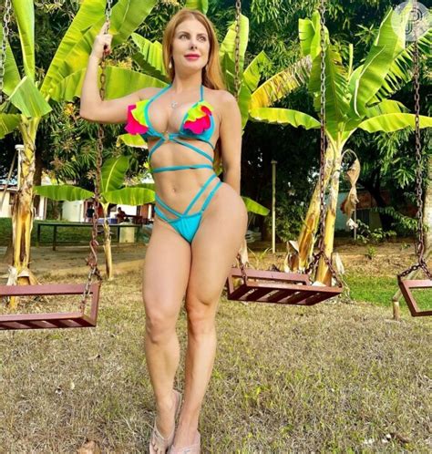 Foto A Fazenda Deborah Albuquerque Anunciada Em Programa Purepeople