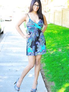 Bosomy Asian Kalila Ftv Bares Off Tits And Toy Fucks Pussy Right In The