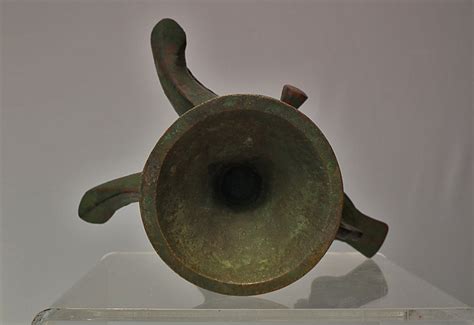 Antique Medieval Islamic Double Wicked Bronze Oil Lamp Khorasan Seljuk