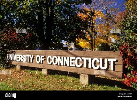 University of connecticut campus uconn hi-res stock photography and ...
