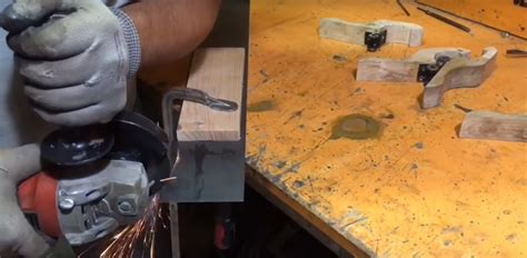 Ручные зажимы из дерева своими руками