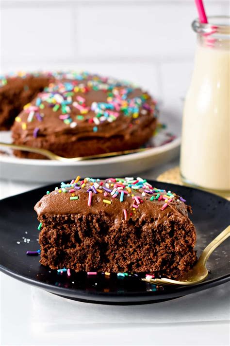 Protein Cake (15g Protein, Dairy-Free, Egg-Free) - The Conscious Plant ...