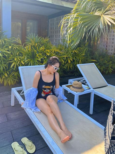 M Con B O Thanh Di N Bikini Khoe S C V C Nu T N B N B B I