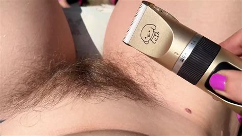Trimming My Bush And Leg Hair Closeup Amateur Porn Feat Cuteblonde