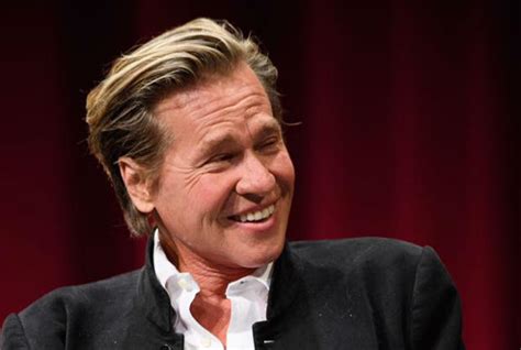 Val Kilmer Desmente Michael Douglas E Nega Ter Câncer Está Mal