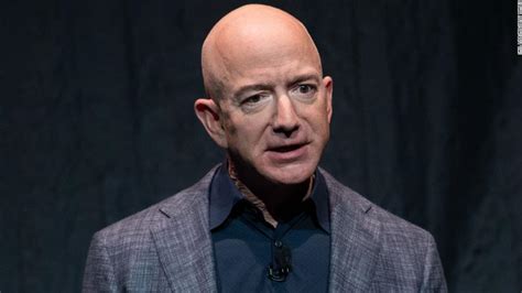 Jeff Bezos Is Stepping Down As Amazon Ceo He Ll Still Have Huge Power