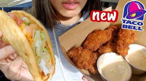 Asmr Eating Taco Bell Car Mukbang Cinnabon Burrito Chalupa Chicken Wings Cheese Real Sound