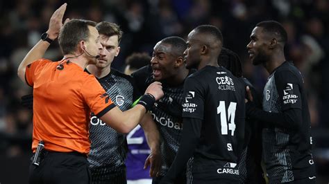 Genk D Pose Plainte Aupr S Du D Partement De L Arbitrage Professionnel