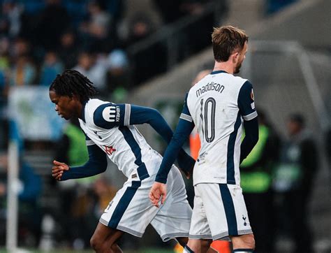 The Meaning Behind The Zulu Naked Dress Code Inside Port Harcourt Media Advertising